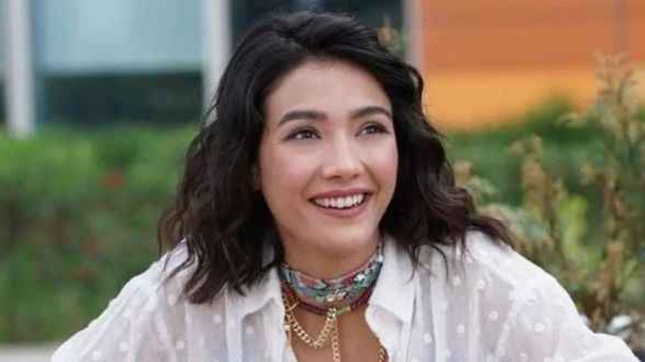 Ünlü oyuncu Ayküke Pusat kimdir kaç yaşında ve nerelidir? Aybüke pusatın rol aldığı dizi ve filmler.. Ve daha fazlası haberin detaylarında
