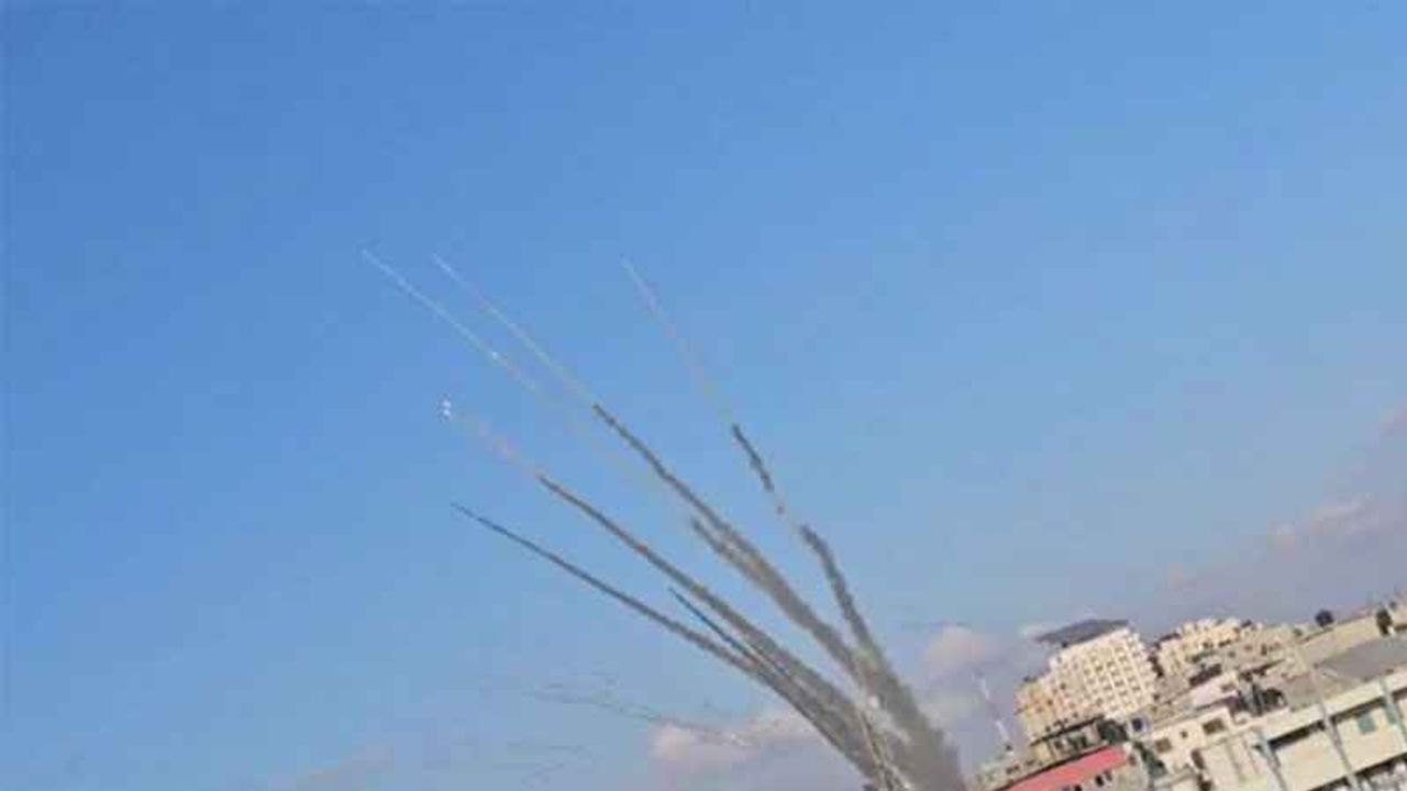 Verilen Süre Doldu! Hamas, Aşkelon Kentini Bombardımana Tutmaya Başladı