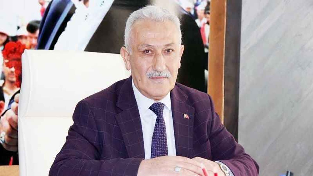 Hizmet-İş Sendikası Yozgat Şube Başkanı Ferman Zararsız: Asgari Ücrete İnsani Düzeyde Zam Talebi! (12/12/2023)