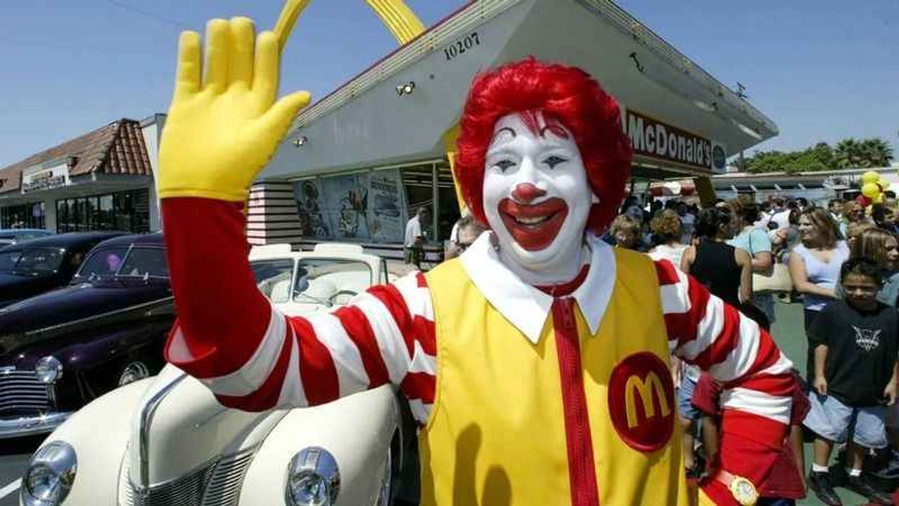McDonald's'ın Meşhur Palyaçosu Neden Bir Anda Ortalıktan Kayboldu?