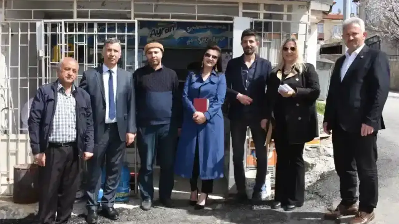 Osmanlı Dönemindeki Zimem Defteri Geleneğini Sürdürüyorlar