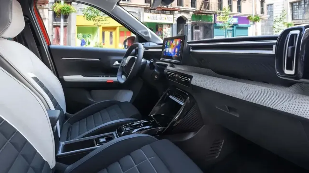 Citroen Şimdi Türkiye'yi Elektrikli Fırtınaya Sürüklüyor! İşte Yeni e-C3'ün Açıklanan Tarihi ve Özellikleri