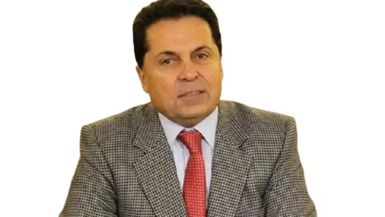Esenyurt Belediye Başkanı Prof. Dr. Ahmet Özer Kimdir, Nereli, Kaç Yaşında?