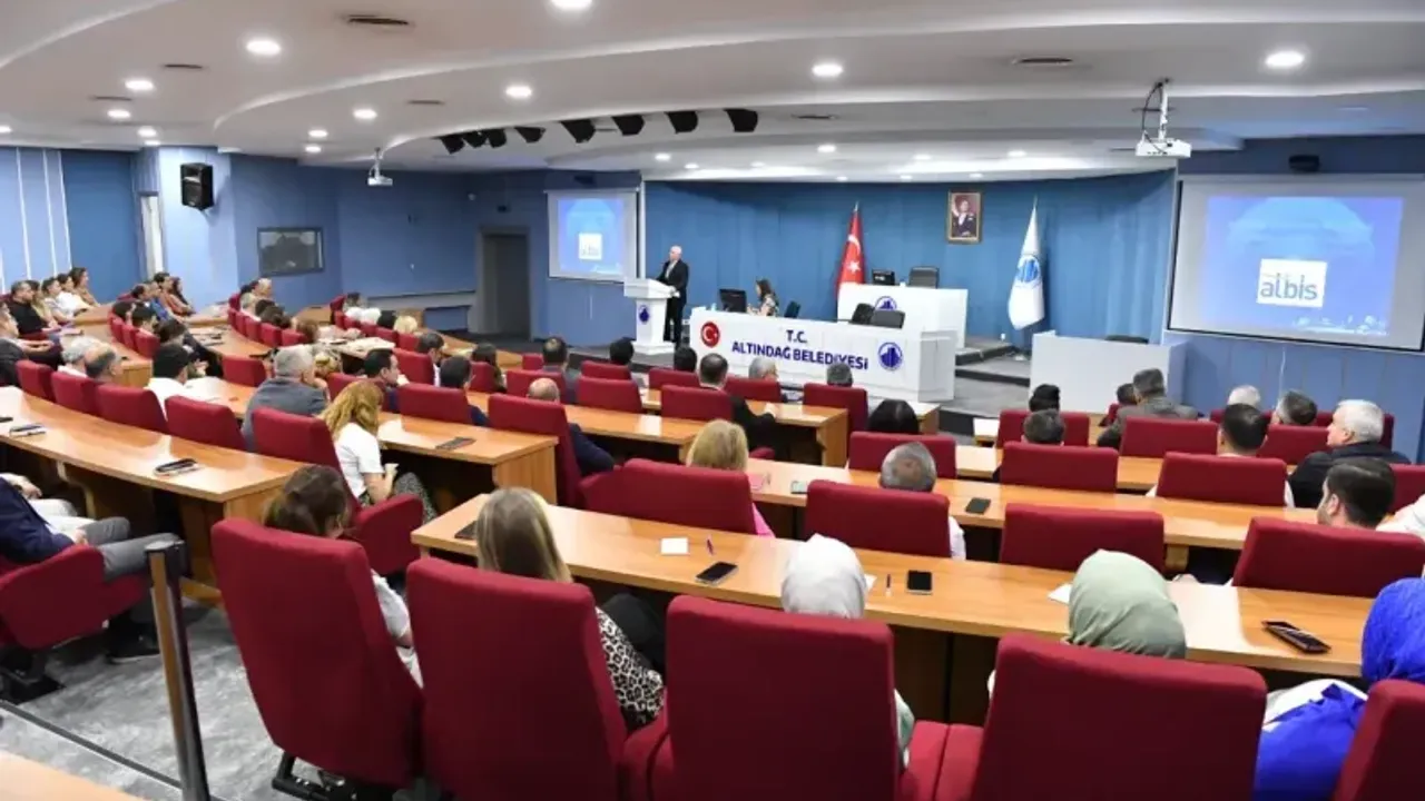 Altındağ’da “Kent Bilgi Sistemi” tanıtım toplantısı gerçekleşti 