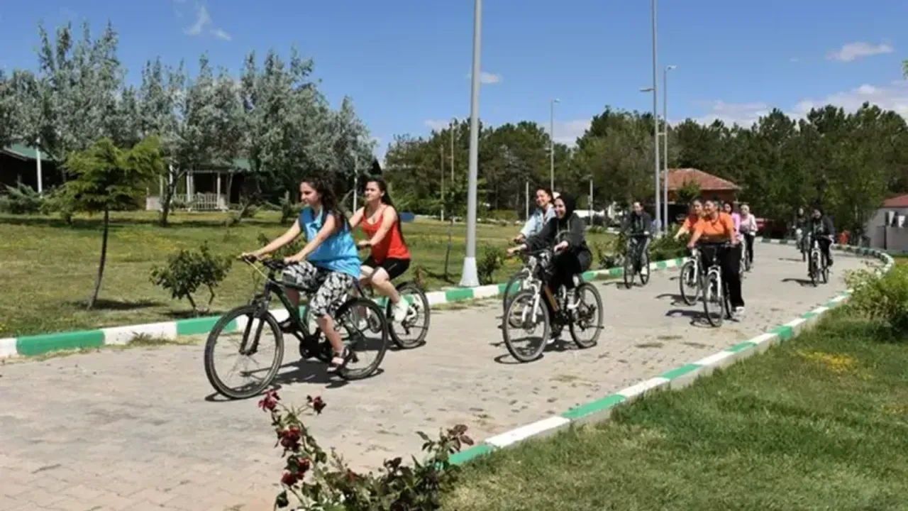 Gençlik Kampı Sonuçları! e-Genç GSB Kamp Başvuru Sonucu Nasıl Bakılır?