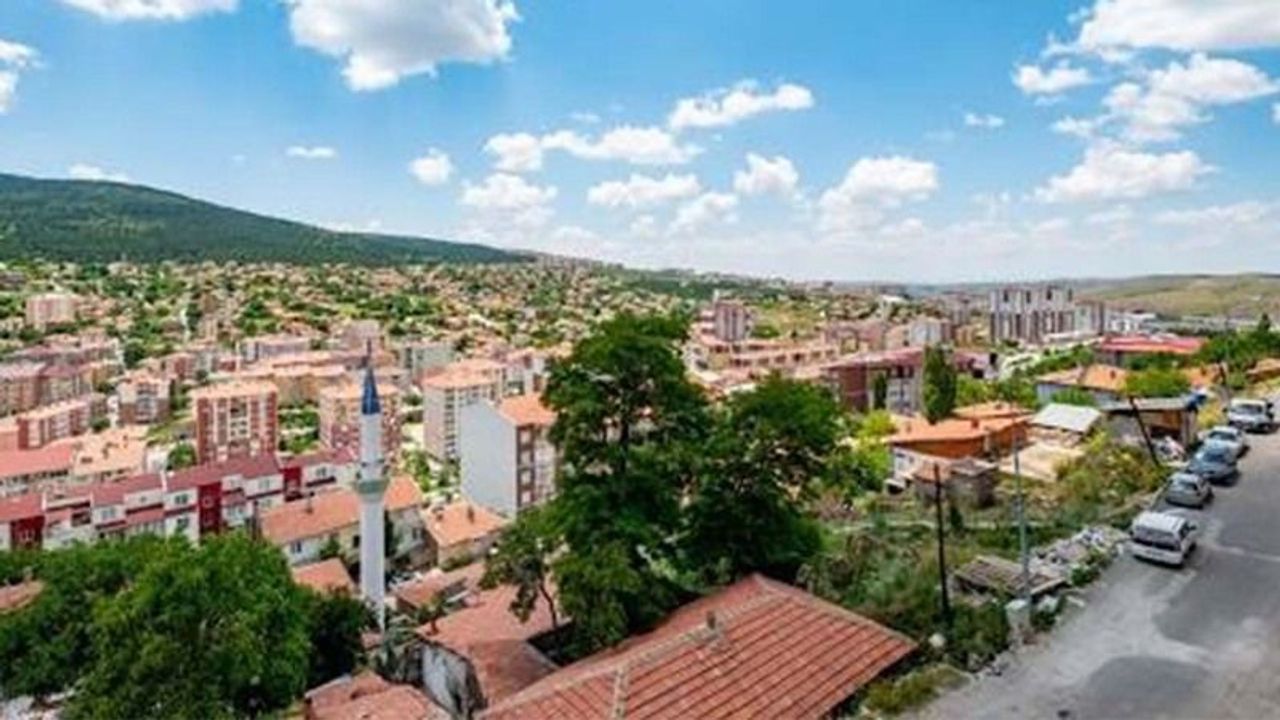 Yozgat’ın Meşhur Türküleri Neler? Yozgat Sürmelisi, Hastane Önünde İncir Ağacı, Aynalı Körük…