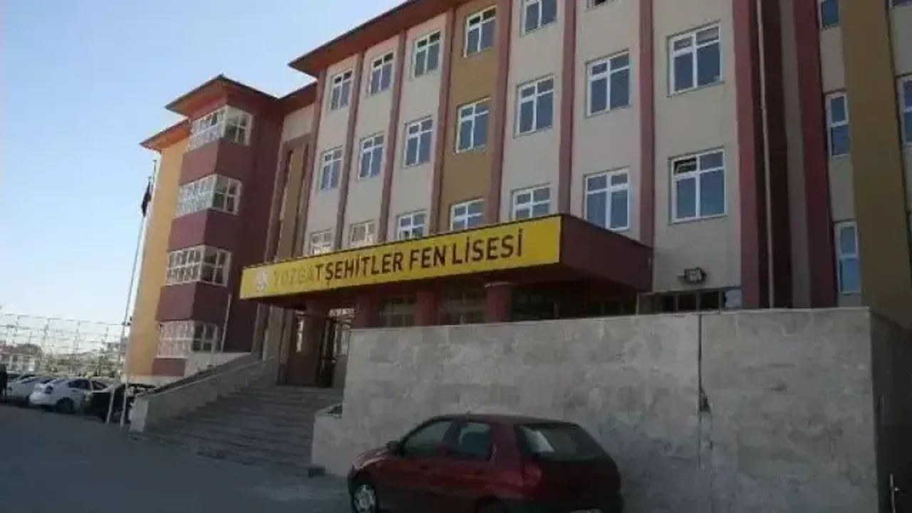 Yozgat'ta hangi okullar var? Yozgat'ta Şehitler Fen Lisesi nerede bulunuyor, nasıl giderim, telefon, adres ve konum bilgileri nedir?
