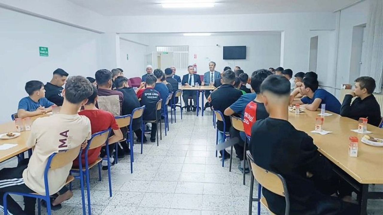 Yozgat’ta Gençlik Sohbetleri Başladı!