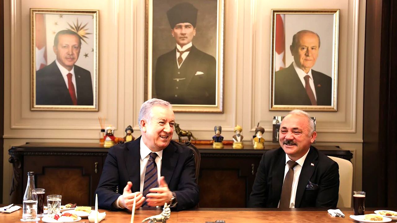 Çankırı Belediyesi'ne çıkarma yaptı