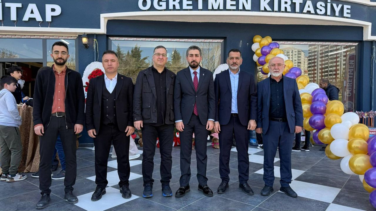 Yozgat'ın Kalbinde Yeni Ticari Soluk: Öğretmen Kırtasiye Kent Park'ta Modern Yüzüyle Hizmette