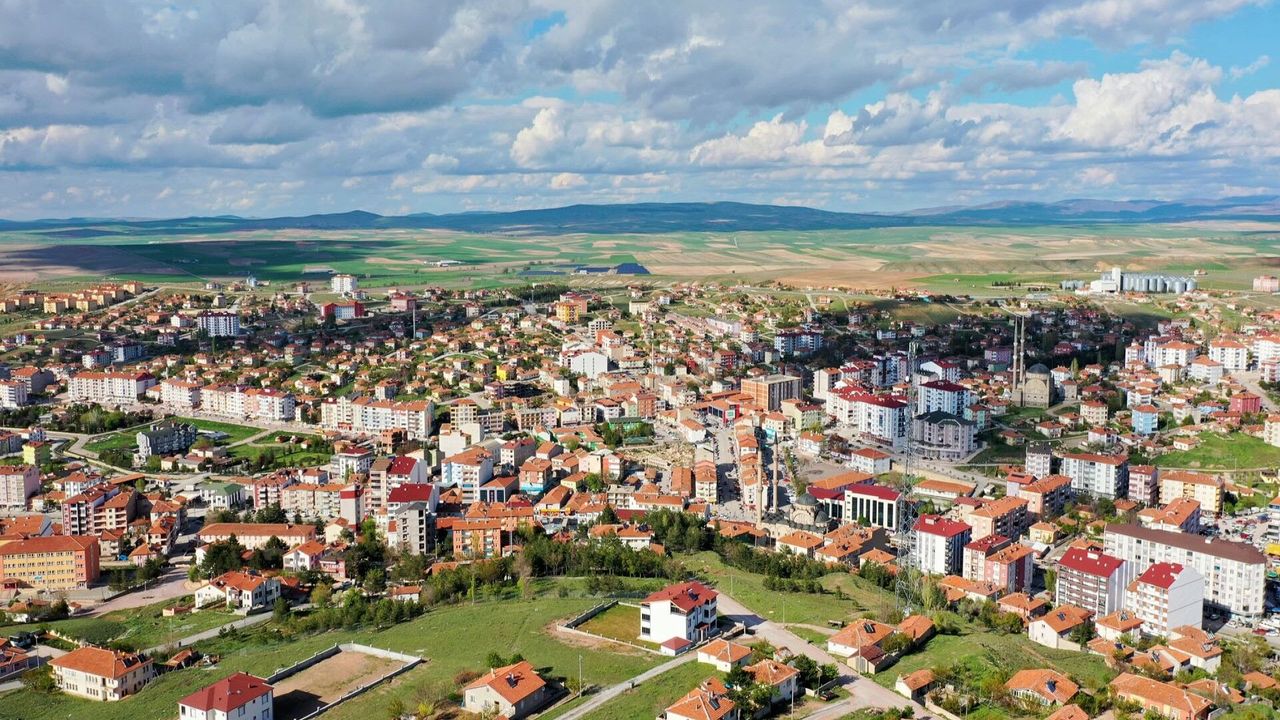 Sarıkaya’da İcra Müdürlüğü satılığa çıkardı