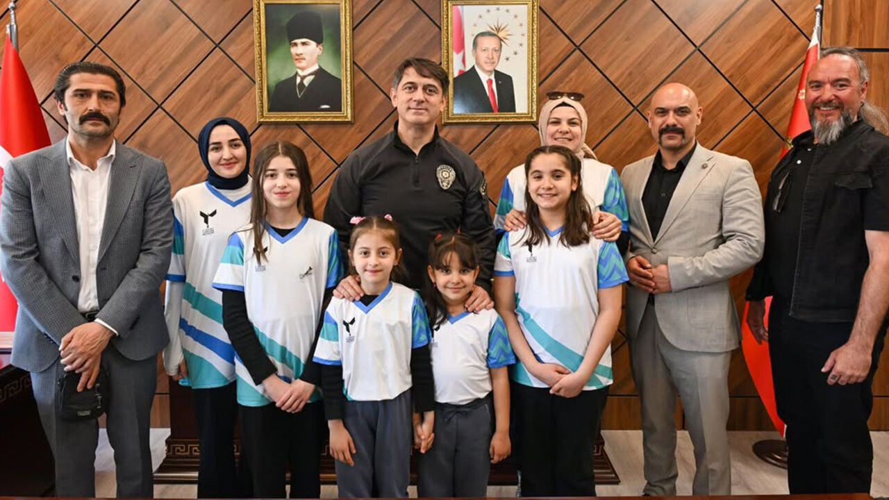 Yozgat Turkuaz Okçuluk Kulübü’nden Emniyet Teşkilatına Polis Haftası Ziyareti