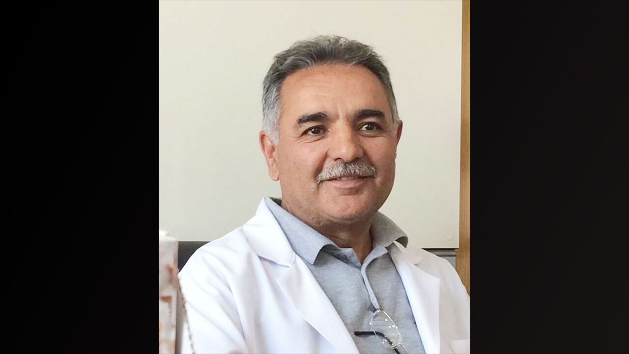 Sorgun Yılların Eczacısı Mustafa Şener'e Veda Ediyor: İlçe Yasta