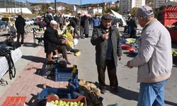 Yozgat Köylü Pazarının son ürünleri tezgahlarda