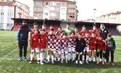 Yozgat Yurdum Gençlikspor Liderliği Bırakmıyor