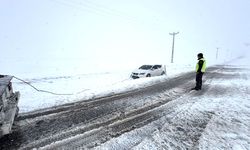 Yozgat'ta Kar yığışı kazaları beraberinde getirdi