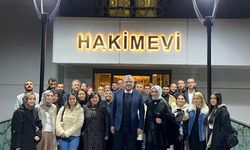 Mamak'ta Kütüphane Ekibinden Yılsonu Yemeği