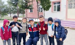 Yozgatlı Minik Öğrenciler İçin Güvenlik Alarmı! Jandarma Teyakkuzda