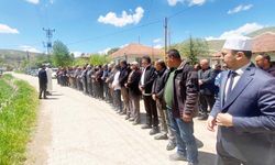 Sarıkaya’da Eller Semaya Açıldı! Yağmur Duası Yapıldı!