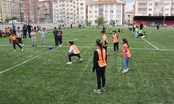 Yozgat’ta yıl sonu çocuk şenliği ile eğlenceye doydular