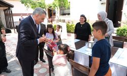 Yozgat'ta Kurban Bayramı Coşkusu: Çocuklara Harçlık Dağıtıldı