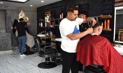 Yozgat'ta Kuaförlerde Bayram Yoğunluğu Yaşandı