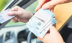 Ehliyetini Yenilemeyen 7.438 TL Ödeyecek