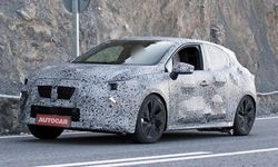 Renault Clio Yenileniyor: Eylül'de Tanıtılacak