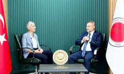 YOBÜ Rektörü Yaşar'dan Adaylara Davet: Hayal Kurun Bozok'ta Gerçekleştirin