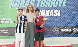 Yozgatlı Minik Kuraşçılardan Türkiye Şampiyonası’nda Büyük Zafer