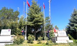Yozgat Yenifakılı Jandarma Şehit Mezarlıklarında Bakım ve Bayrak Değişimi Yaptı