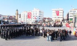 Yozgat’ta Saatler Yası Gösterdi… Atatürk Özlemle Anıldı!