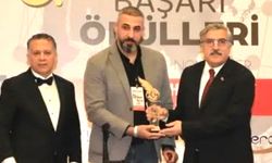 Yılın Gazetecisi Ödülü Filistinli Sami Şahade'ye Verildi
