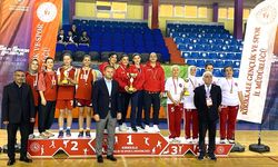 Yozgat Sarıkaya’nın Öğretmenleri Bölge Şampiyonu Oldu