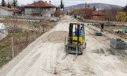 Çekerek’te yollar baştan sona yenileniyor: Çalışmalar hız kazandı!