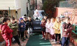 Yozgat’ta Yerli Malı Haftası’nda miniklere TOGG Tanıtımı: Kreş öğrencileri yerli otomobille tanıştı