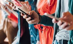 Öğrencilere ÖTV’siz Akıllı Telefon Alma Hakkı Genişliyor