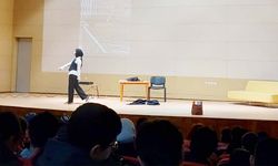 Yozgat Şehitler Fen Lisesi’nde Tek Kişilik Tiyatro!