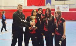 Çandır’da Genç Kızlar Badmintonda Yozgat Şampiyonu Oldu