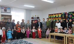 Yozgatlı Müdürden Öğrencilere Süt ve Simit İkramı