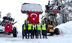 Yozgat'ta son köy yolu açıldı: Türk Bayrağıyla Anlamlı Mesaj Verildi