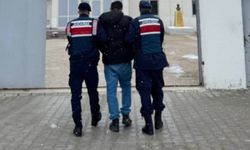 Yozgat’ta Jandarmadan Aranan Şahıs operasyonu! Farklı Suçlardan 4 Kişi Yakalandı