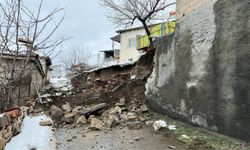 Çayıralan’da Bahçe Duvarı Çöktü: Jandarma Ekipleri Hızla Müdahale Etti