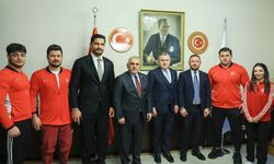 Türkiye Güreş Federasyonu’ndan Bakan Bak’a TBMM Ziyareti