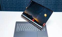 Lenovo'dan Teknolojide Yeni Dönem: Kendi Etrafında Dönen Bilgisayar Satışa Çıkıyor