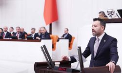 AK Parti Yozgat Milletvekili Süleyman Şahan’dan TBMM’de Sert Tepki: Bu Bayrak Namustur!