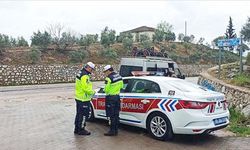 Yozgat’ta Jandarma Durdurdu, Ehliyetsiz Çıktı: Cezası Cep Yaktı