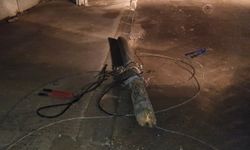 Elektrik ve Telefon Hatlarını Kopardı