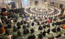 Yozgat’ta ilk teravihte camiler doldu taştı!