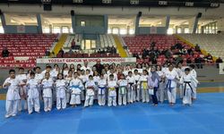 Yozgat Rıza Kayaalp Spor Salonu’nda Karate Kuşak Sınavı Heyecanı